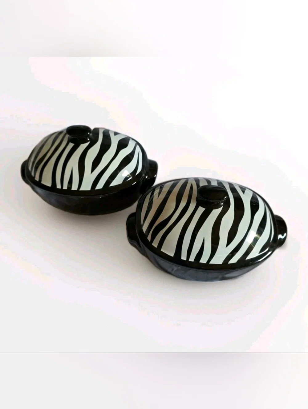 NIB Celebrating Home Covered Baking Dish 7